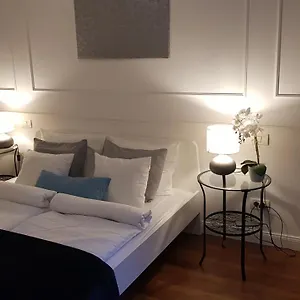 goldsmith-apartment.inbudapesthotels.com/