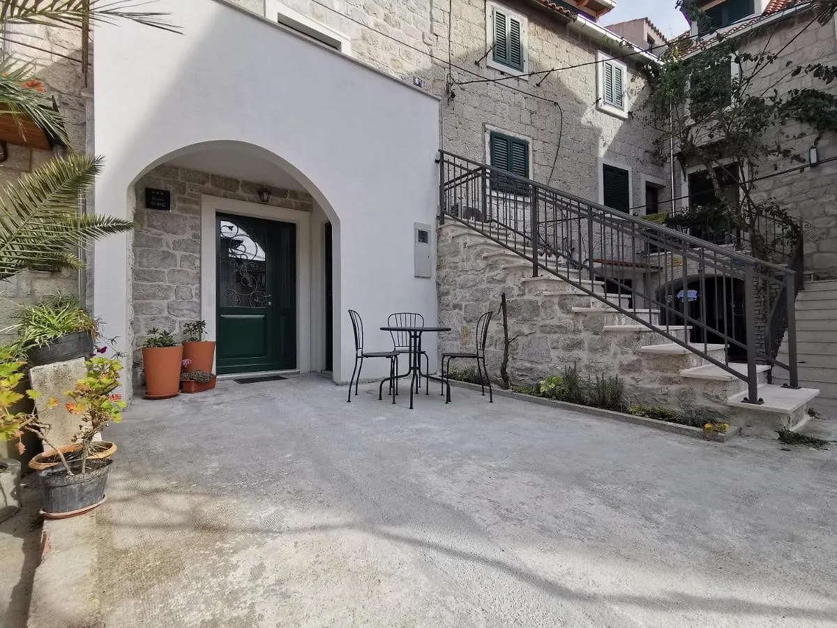 Fjaka Boutique Apartments Split